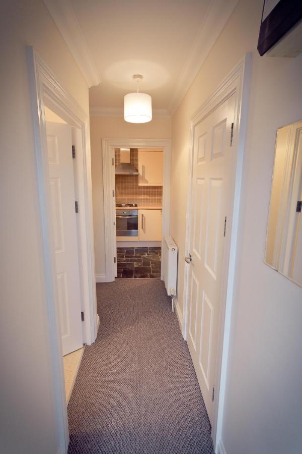 Top View 2 Bedroom Apartments プリマス エクステリア 写真